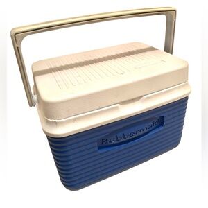Rubbermaid Personal Lunch Box/Cooler Blue and White